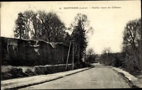 Ak Dampierre Loiret, Vieilles tours du Château