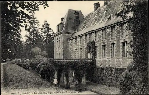 Ak Droue Loir et Cher, Le Château