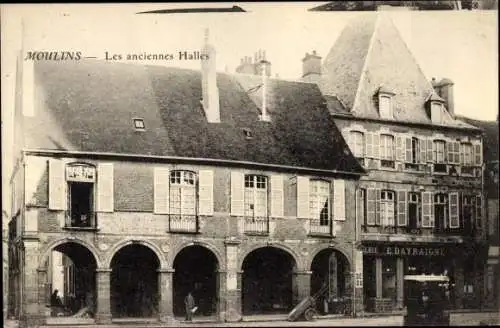 Ak Moulins Allier, Les anciennes Halles