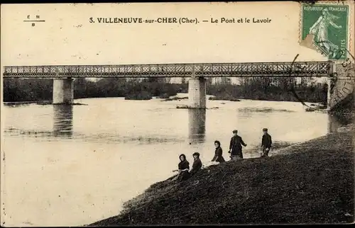 Ak Villeneuve sur Cher en Cher, Le Pont et le Lavoir