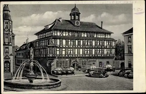 Künstler Ak Vacha im Wartburgkreis, Ratskeller, A. Wenk, Rathaus, Brunnen