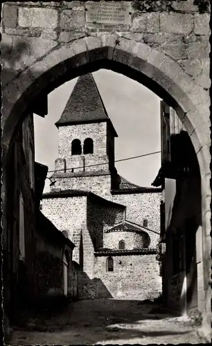 Ak Pommiers Loire, Vue de l'Eglise