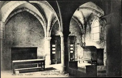 Ak Nauphle le Vieux Yvelines, Crypte de l'Abbaye