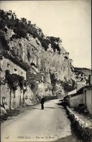 Ak Vers Lot, Vue sur la Route