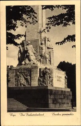 Ak Riga Lettland, Das Freiheitsdenkmal