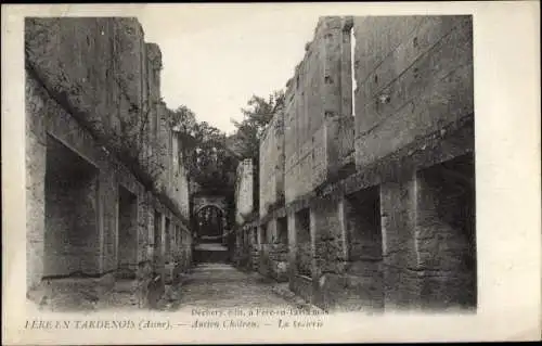 Ak Fere en Tardenois Aisne, Ancien Château, la Galerie