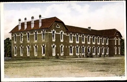 Ak Souge Gironde, Camp, La Caserne