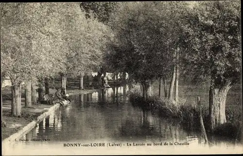 Ak Bonny sur Loire Loiret, Le Lavoir au bord de la Cheuille