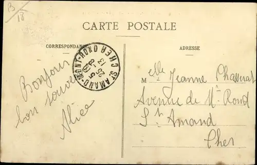 Ak Dun sur Auron Cher, L'Eglise et le Square