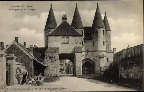Ak Longpont Aisne, Porte fortifiee de l'Abbaye