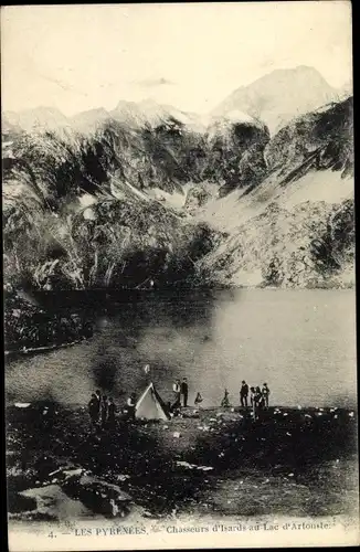 Ak Pyrénées Atlantiques, Chasseurs d'Isards au Lac d'Artouste