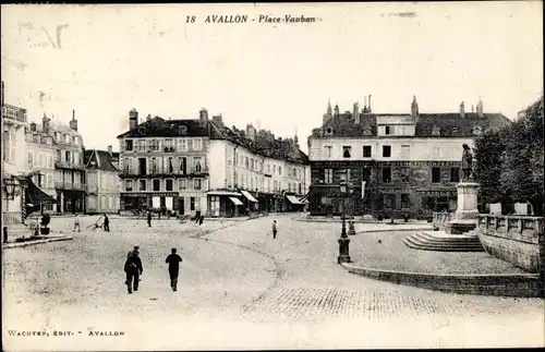 Ak Avallon Yonne, Ortsansicht, Place Vauban