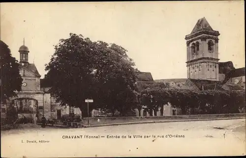 Ak Cravant Yonne, Entree de la Ville par la rue d'Orleans