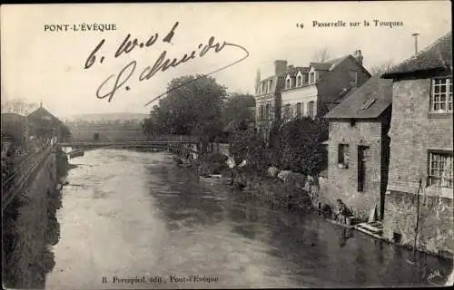 Ak Pont l Eveque Calvados, Passerelle sur la Touques, Brücke