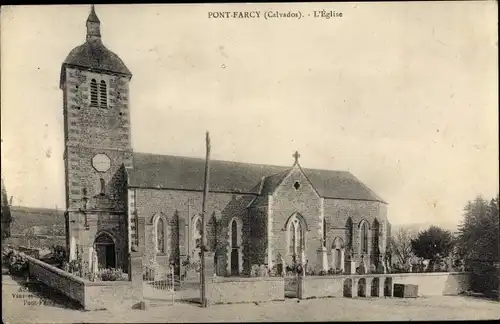 Ak Pont Farcy Calvados, l'Eglise