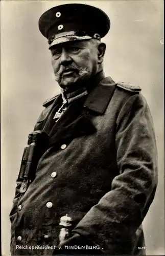 Ak Reichspräsident Paul von Hindenburg, Portrait in Uniform