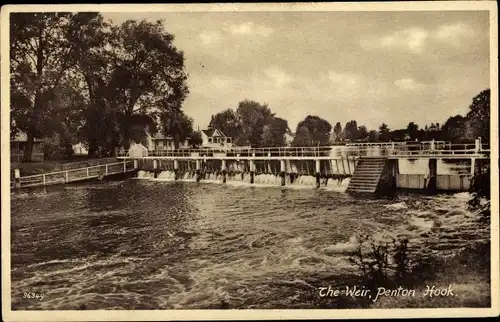 Ak Laleham Surrey South East England, Penton Hook, The Weir