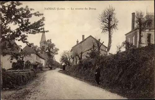 Ak Nandax Loire, La montée du Bourg