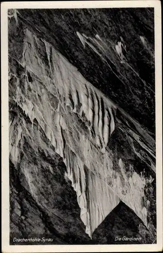 Ak Syrau Rosenbach im Vogtland, Drachenhöhle, Die Gardinen