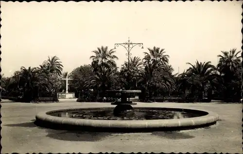 Ak Huelva Andalusien Spanien, Fuente de los jardines del Muelle