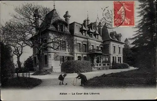 Ak Ablon Val de Marne, La Cour des Lievres