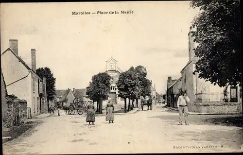 Ak Marolles Loir et Cher, Place de la Mairie