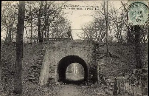 Ak Maisons Laffitte Yvelines, Pont Talma dans le Parc