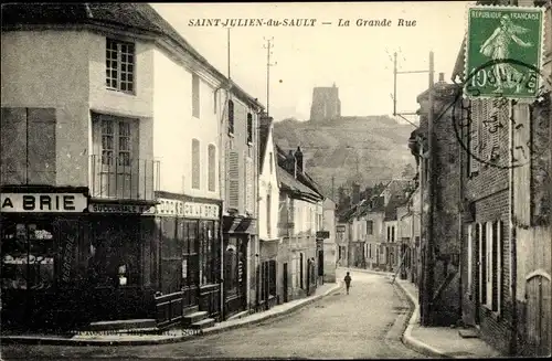 Ak St. Julien du Sault Yonne, La Grande Rue, Geschäft