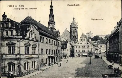 Ak Pirna Elbe Osterzgebirge, Marktplatz mit Rathaus, Marienkirche, Sonnenstein