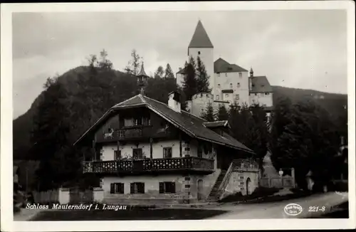 Ak Mauterndorf in Salzburg, Schloss Mauterndorf im Lungau
