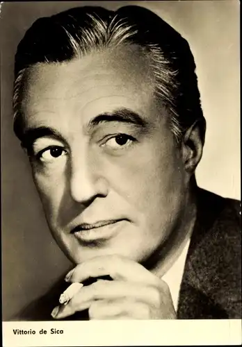 Ak Schauspieler Vittorio de Sica, Brot Liebe und Phantasie, Väter und Söhne, Portrait