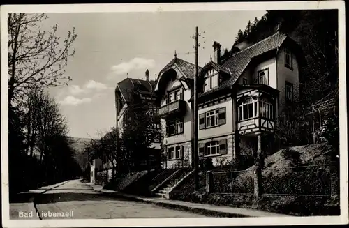 Ak Bad Liebenzell im Schwarzwald, Kurhaus, Straßenpartie