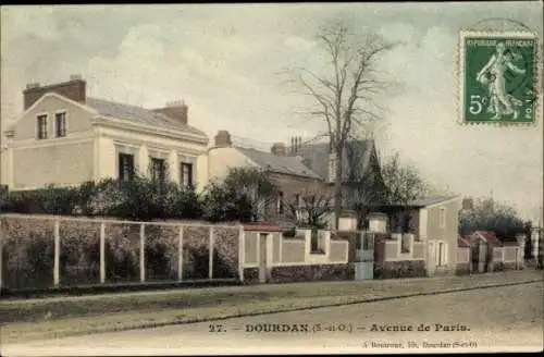 Ak Dourdan Essonne, Avenue de Paris