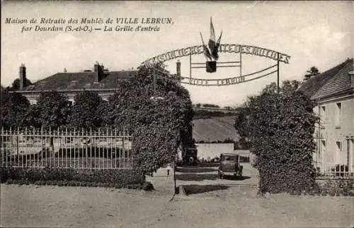 Ak Dourdan Essonne, Maison de Retraite des Mutiles de Ville Lebrun