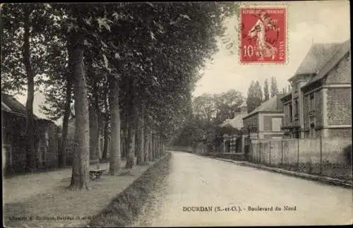 Ak Dourdan Essonne, Boulevard du Nord