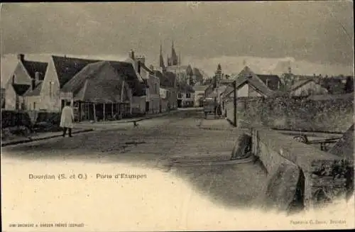 Ak Dourdan Essonne, Porte d'Etampes