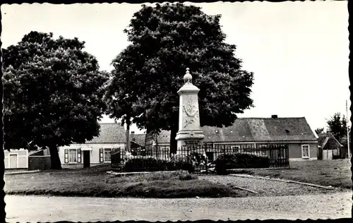 Ak Burbure Pas de Calais, Le Monument aux Morts