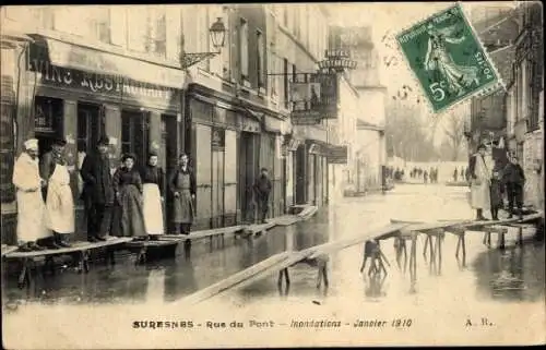 Ak Suresnes Hauts de Seine, Rue du Pont, Inondations 1910