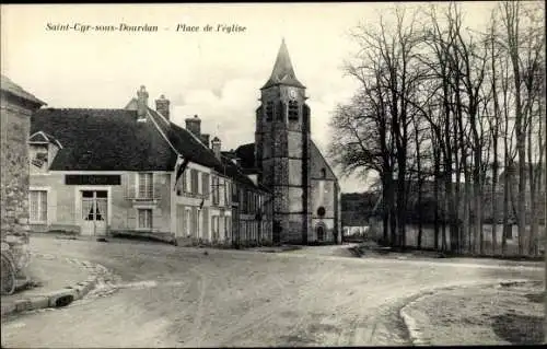 Ak Saint Cyr sous Dourdan Essonne, Place de l'Eglise