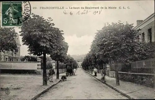 Ak Franconville Val d'Oise, Le haut du Boulevard de la Mairie, Kutsche