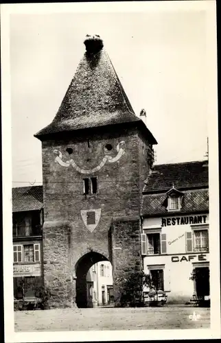 Ak Turckheim Türkheim Elsass Haut Rhin, Porte de France, Cafe