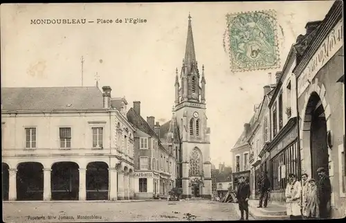 Ak Mondoubleau Loir et Cher, Place de l'Eglise