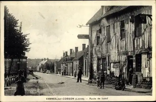 Ak Vannes sur Cosson Loiret, Route de Isdes, Geschäft
