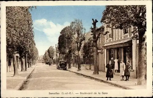 Ak Sarcelles Val d’Oise, Boulevard de la Gare, Auto