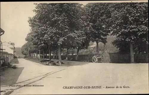 Ak Champagne sur Seine Seine et Marne, Avenue de la Gare
