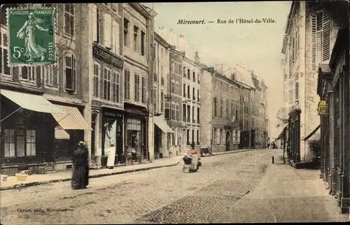 Ak Mirecourt Lothringen Vosges, Rue de l'Hotel de Ville