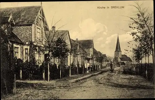 Ak Breklum in Nordfriesland, Kirche, Straßenpartie