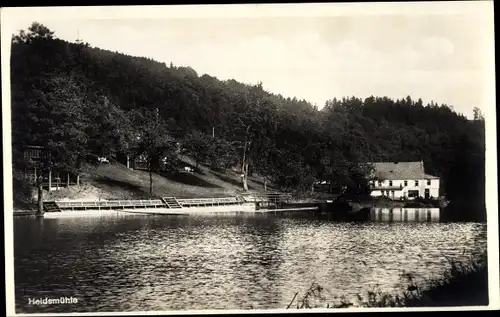 Ak Manderscheid in der Eifel Rheinland Pfalz, Heidsmühle, Uferpartie
