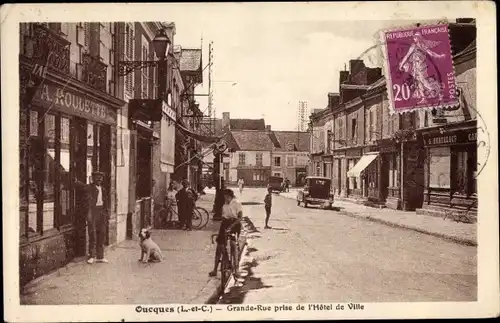 Ak Oucques Loir et Cher, Grande Rue, Hotel de Ville