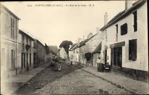 Ak Survilliers Val d'Oise, La Rue de la Gare